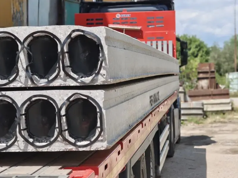 Predpäté stropné panely (SPIROLL)