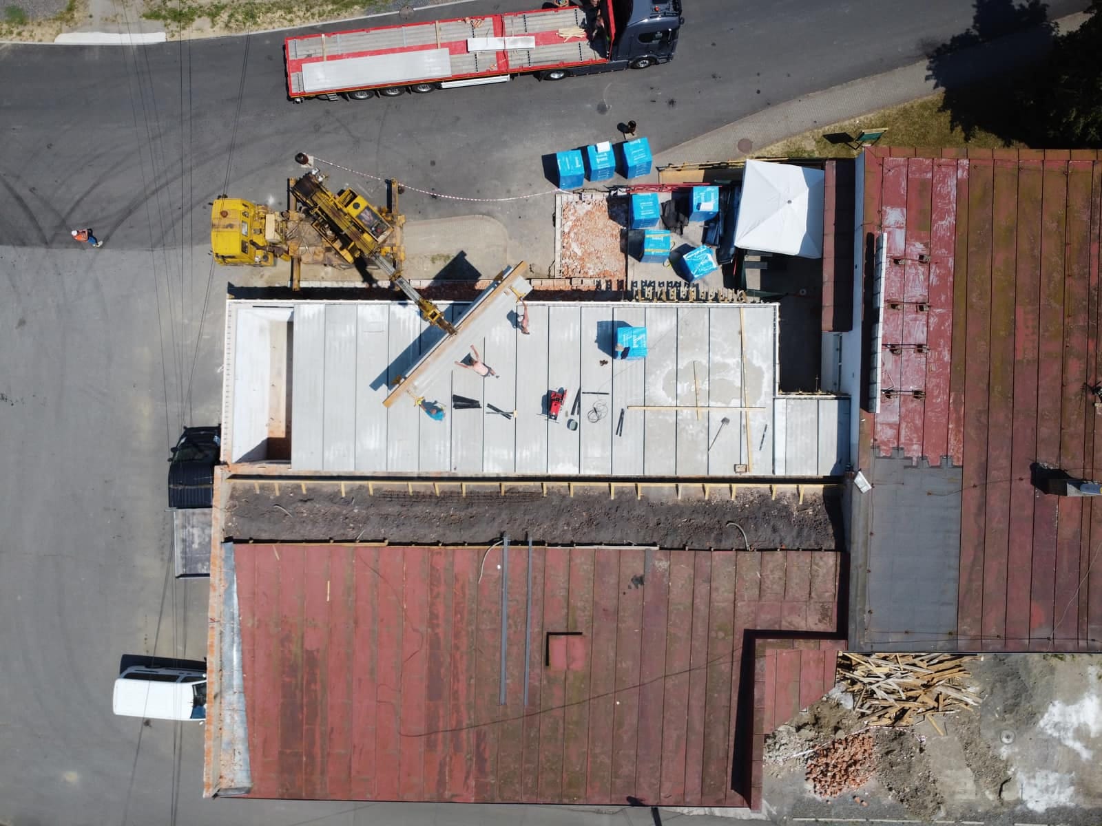 COOP Jednota Petrovce nad Laborcom — dokončený strop prístavby, foto 3