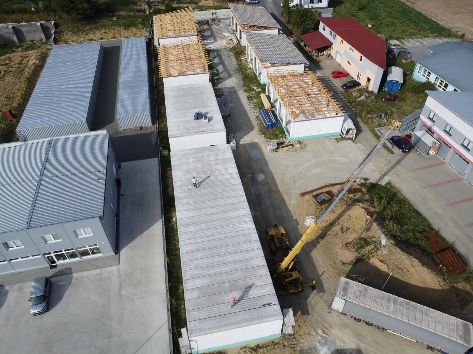 Polyfunkčná budova Bardejov — dokončená stropná konštrukcia, foto 5