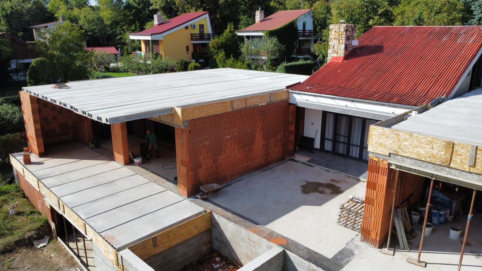 Rodinný dom Zemplínska šírava — panely SP200 a terasa s vyložením 2,5 m, foto 3