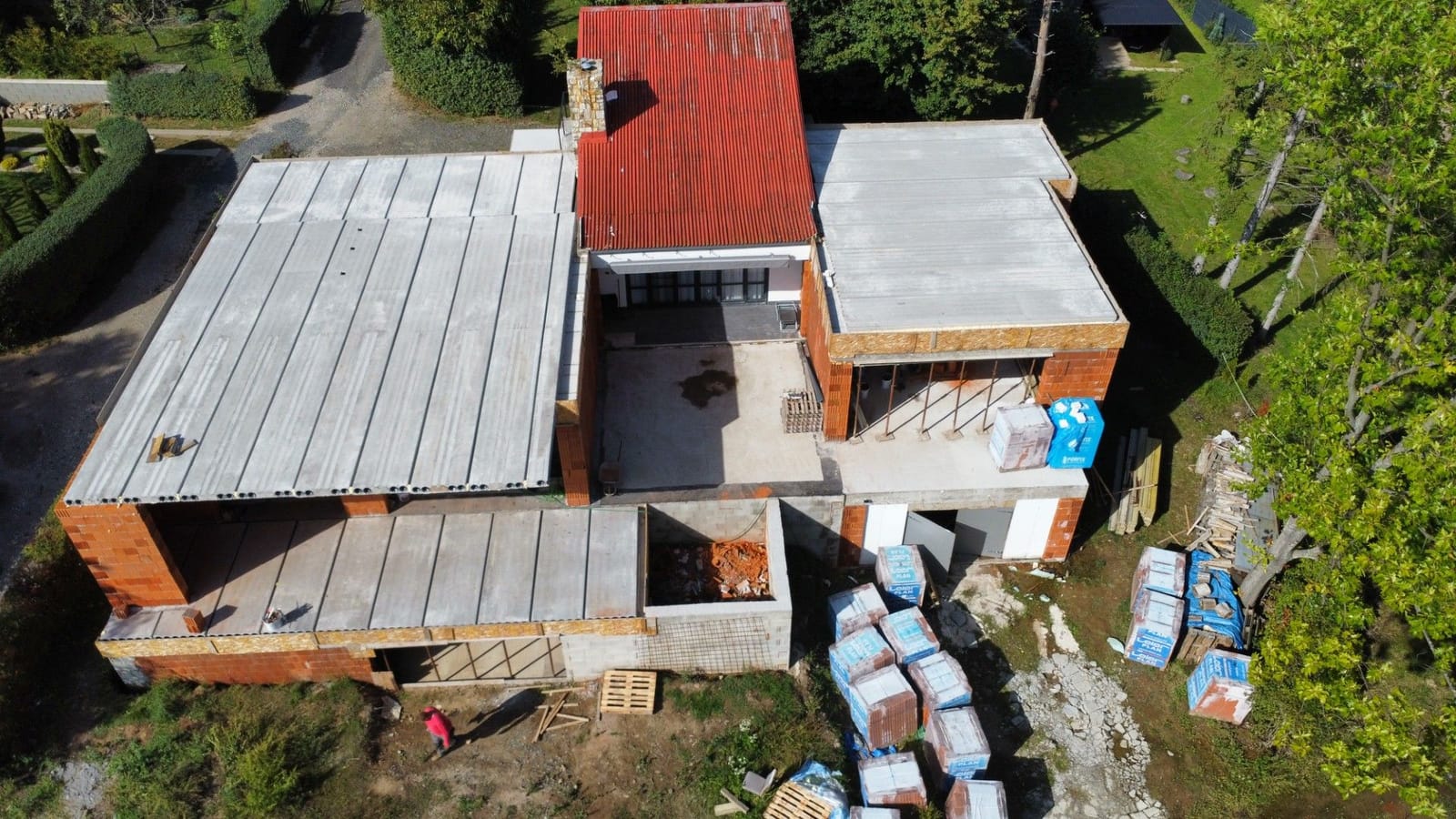Rodinný dom Zemplínska šírava — panely SP200 a terasa s vyložením 2,5 m, foto 6